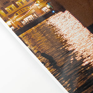 Stampa diretta su pannello, bassa qualità e odori sgradevoli